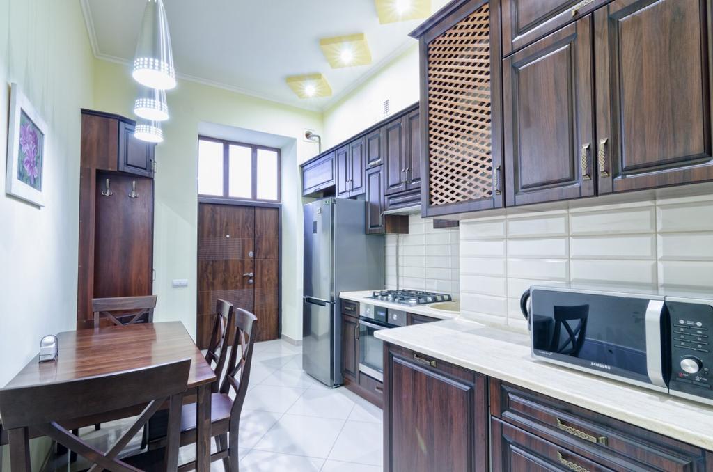 Apartment Grebinky 9 Lviv Buitenkant foto