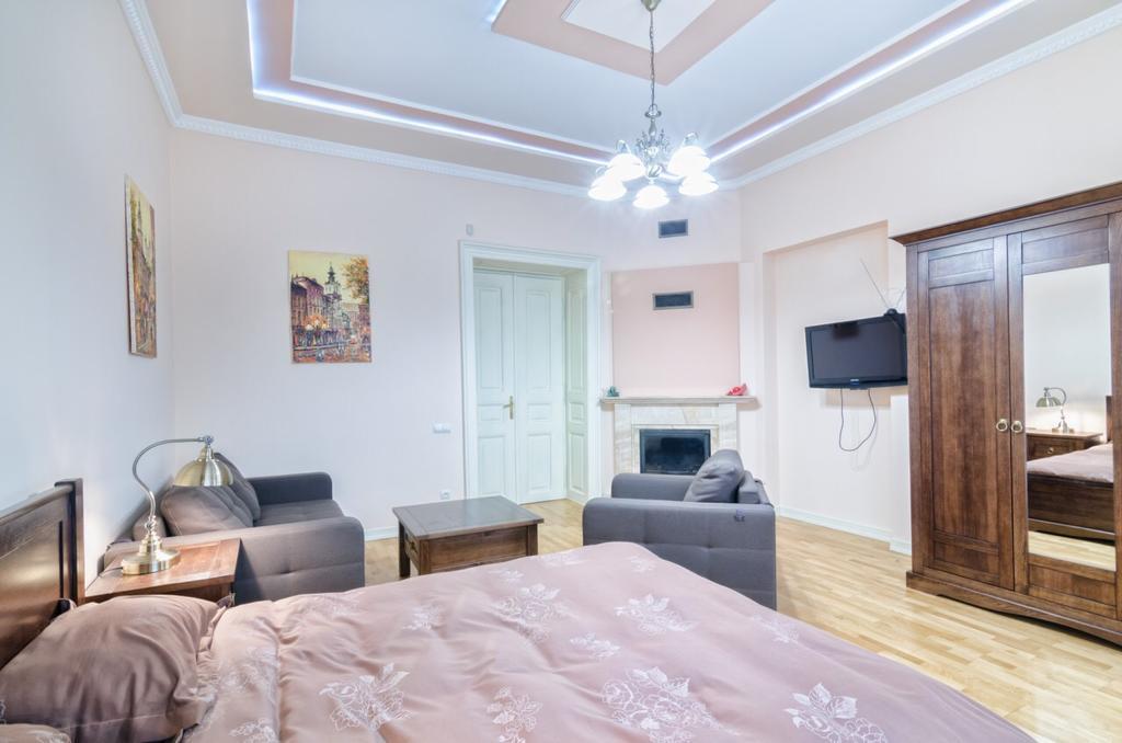 Apartment Grebinky 9 Lviv Buitenkant foto